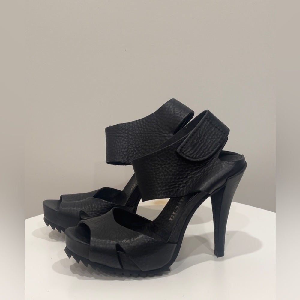 Pedro Garcia Black Textured Leather Platform Heels